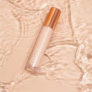 Yensa SUPER SERUM SILK CONCEALER